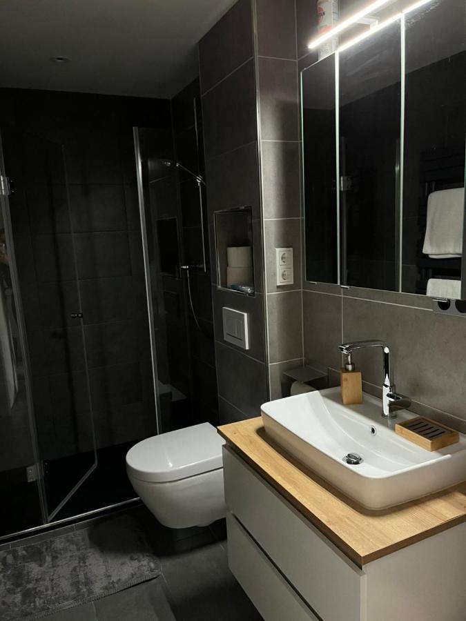 Moderne, Ruhige Ferienwohnung , Ideal Zum Abschalten 哈达马尔 外观 照片