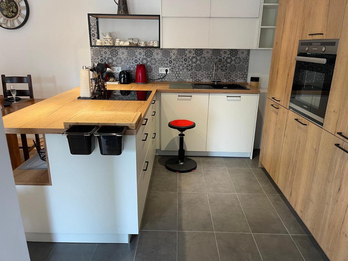 Moderne, Ruhige Ferienwohnung , Ideal Zum Abschalten 哈达马尔 外观 照片