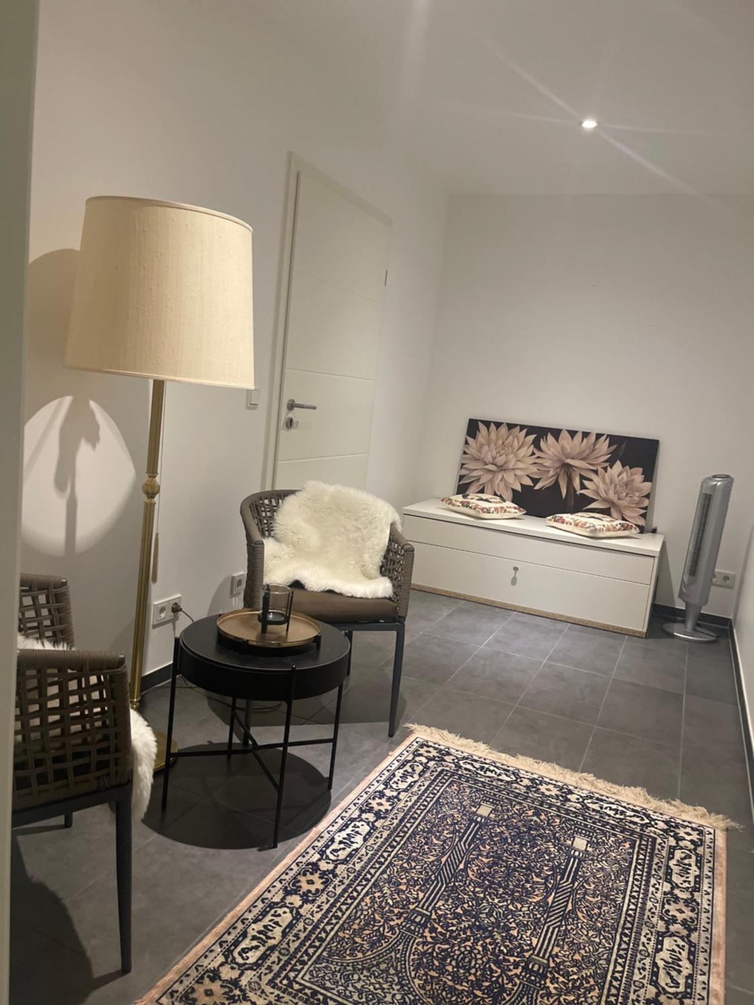 Moderne, Ruhige Ferienwohnung , Ideal Zum Abschalten 哈达马尔 外观 照片